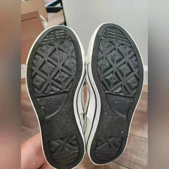 Size 7 - Converse All Star Low Top Tan GREAT SHAPE - Picture 5 of 8